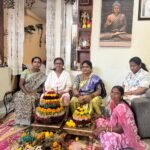 బీజేపీ కౌన్సిలర్ ఇంట్లో విమలక్క బతుకమ్మ సందడి!